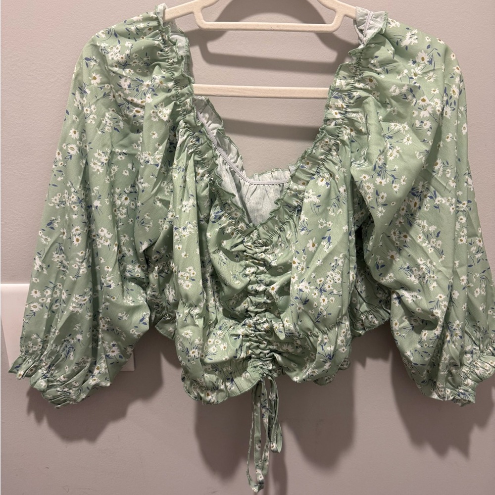 SHEIN NWOT Green ruched top